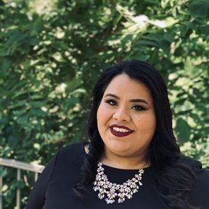 Meet your Posher, Sandra